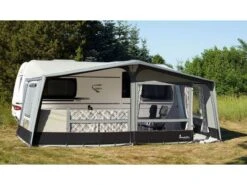 Isabella Caravanvoortent Commodore Dawn 300 -Kampeer Verkoop 4 1 isabella caravanvoortent commodore dawn veranda isacommodawn